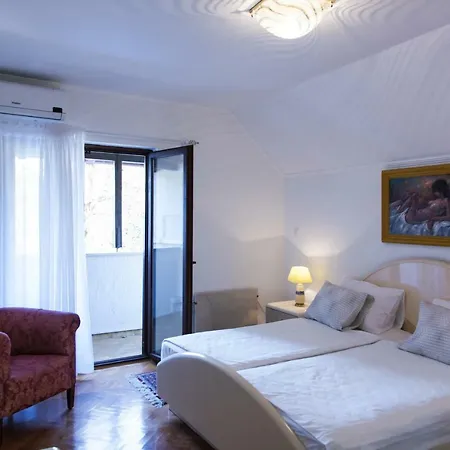 Apartment Rafaj *
