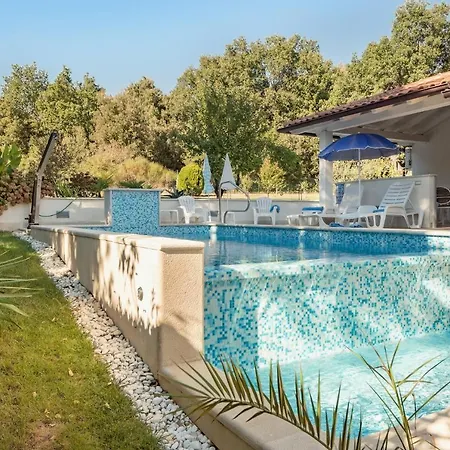 Rafaj Διαμέρισμα